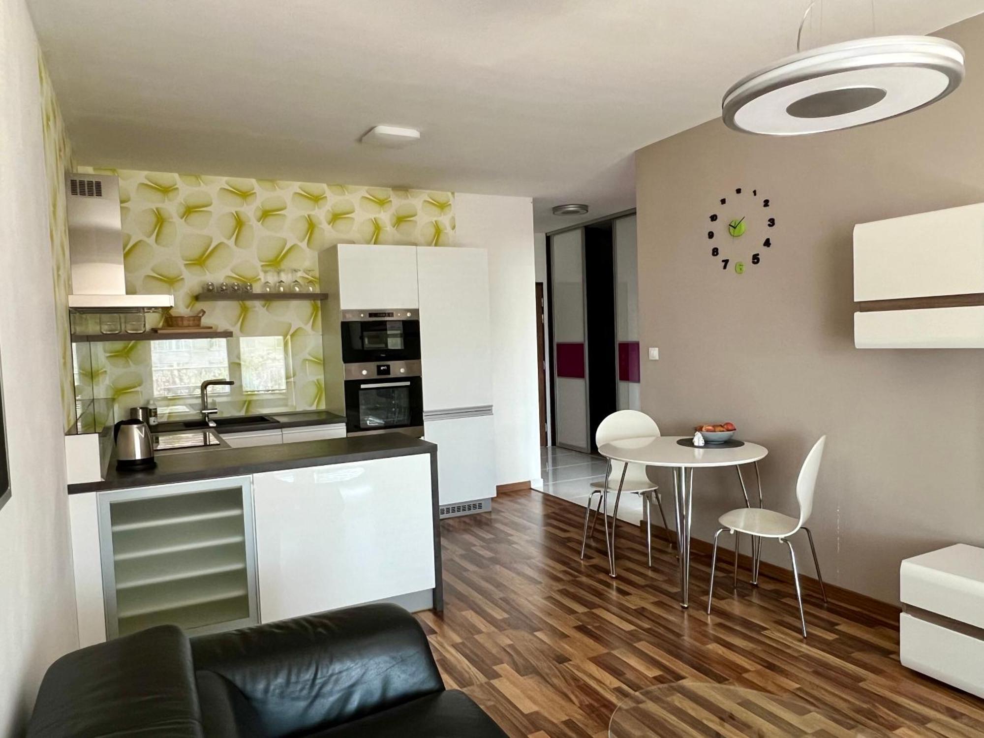 Apartment Jegeho Bratislava - Tipos Arena Exterior foto